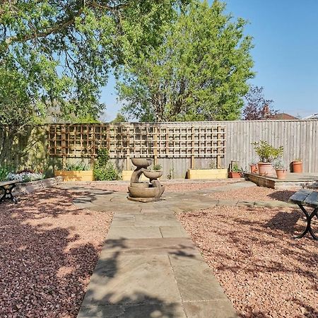 Woodside Lodge Thurstaston ภายนอก รูปภาพ